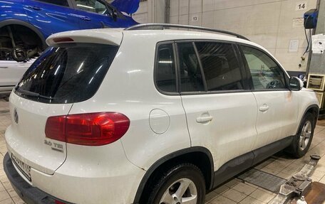 Volkswagen Tiguan I, 2014 год, 1 400 000 рублей, 3 фотография