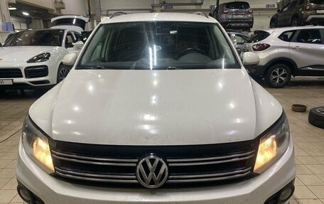 Volkswagen Tiguan I, 2014 год, 1 400 000 рублей, 2 фотография