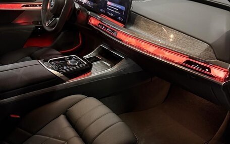 BMW 7 серия, 2024 год, 15 700 000 рублей, 6 фотография