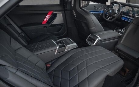 BMW 7 серия, 2024 год, 15 700 000 рублей, 14 фотография