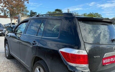 Toyota Highlander III, 2012 год, 2 350 000 рублей, 5 фотография