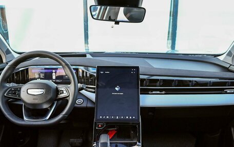 Geely Atlas, 2024 год, 2 899 000 рублей, 12 фотография