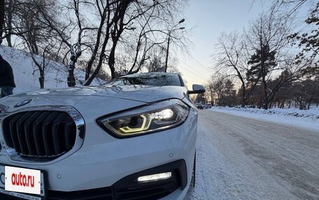 BMW 1 серия, 2019 год, 1 350 000 рублей, 14 фотография