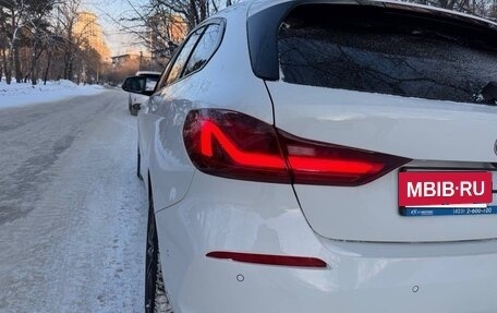 BMW 1 серия, 2019 год, 1 350 000 рублей, 8 фотография