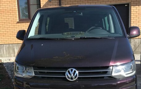 Volkswagen Multivan T5, 2015 год, 2 800 000 рублей, 3 фотография