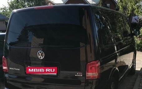 Volkswagen Multivan T5, 2015 год, 2 800 000 рублей, 5 фотография