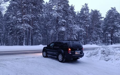 Nissan Pathfinder, 2012 год, 1 650 000 рублей, 2 фотография