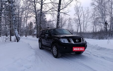 Nissan Pathfinder, 2012 год, 1 650 000 рублей, 3 фотография