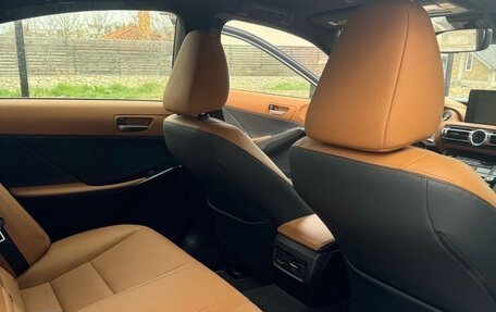 Lexus IS III, 2021 год, 4 250 000 рублей, 5 фотография