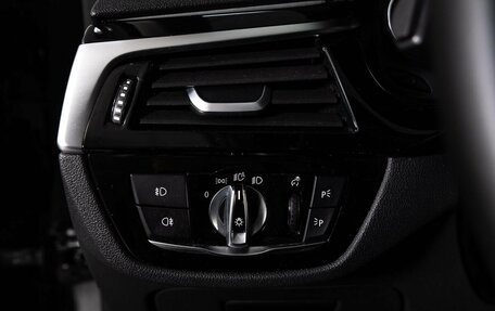 BMW 5 серия, 2019 год, 3 198 000 рублей, 22 фотография