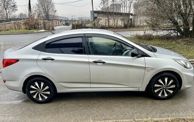 Hyundai Solaris II рестайлинг, 2013 год, 820 000 рублей, 1 фотография