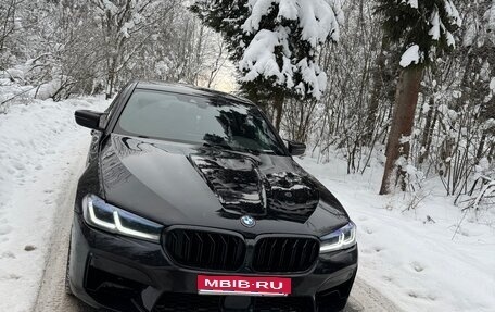 BMW 5 серия, 2019 год, 3 200 000 рублей, 1 фотография