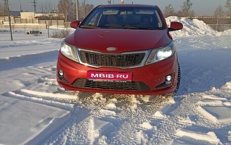 KIA Rio III рестайлинг, 2013 год, 930 000 рублей, 1 фотография