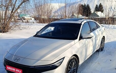 Hyundai Elantra, 2024 год, 2 300 000 рублей, 1 фотография