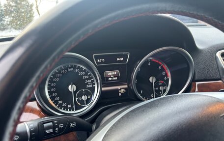 Mercedes-Benz M-Класс, 2012 год, 2 260 000 рублей, 2 фотография