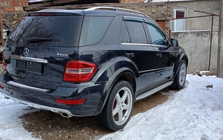 Mercedes-Benz M-Класс, 2011 год, 1 800 000 рублей, 4 фотография