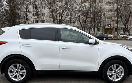 KIA Sportage IV рестайлинг, 2017 год, 2 500 000 рублей, 3 фотография