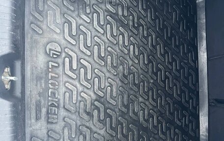 Hyundai Solaris II рестайлинг, 2013 год, 820 000 рублей, 20 фотография