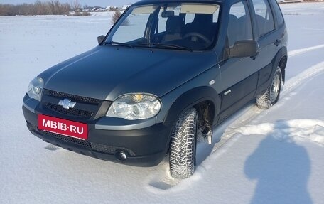 Chevrolet Niva I рестайлинг, 2011 год, 450 000 рублей, 5 фотография