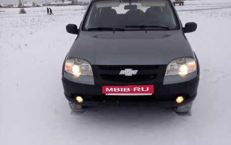 Chevrolet Niva I рестайлинг, 2011 год, 450 000 рублей, 24 фотография