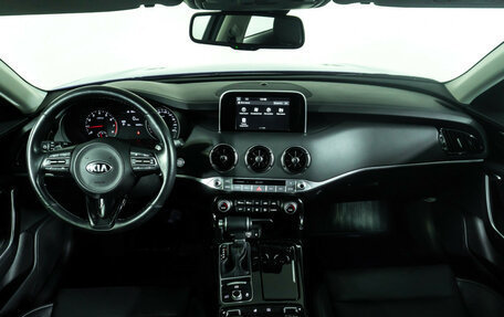 KIA Stinger I, 2019 год, 3 049 000 рублей, 13 фотография