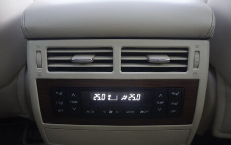 Toyota Land Cruiser 200, 2015 год, 5 637 000 рублей, 27 фотография