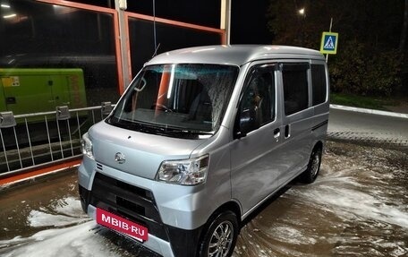 Daihatsu Hijet X, 2017 год, 875 000 рублей, 13 фотография