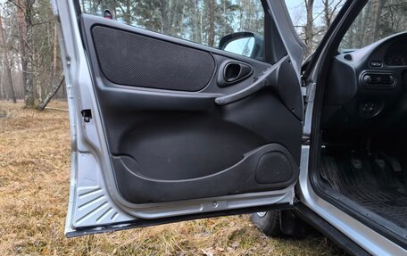 Chevrolet Niva I рестайлинг, 2016 год, 650 000 рублей, 5 фотография