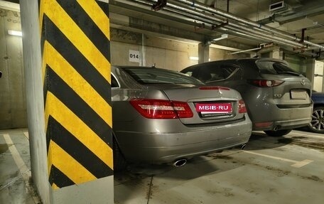 Mercedes-Benz E-Класс, 2009 год, 1 800 000 рублей, 3 фотография