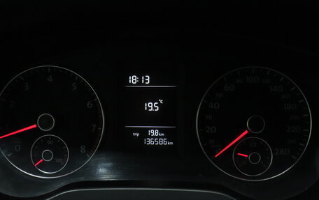 Volkswagen Jetta VI, 2012 год, 935 000 рублей, 15 фотография