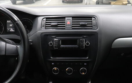 Volkswagen Jetta VI, 2012 год, 935 000 рублей, 11 фотография