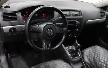 Volkswagen Jetta VI, 2012 год, 935 000 рублей, 7 фотография
