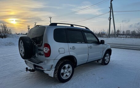 Chevrolet Niva I рестайлинг, 2010 год, 450 000 рублей, 2 фотография