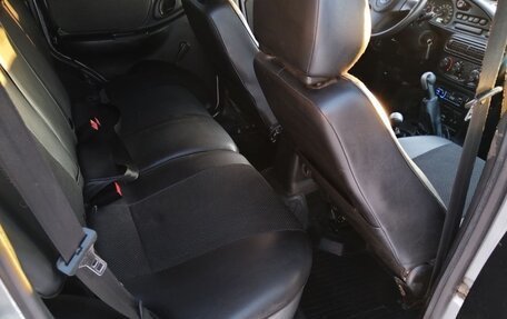 Chevrolet Niva I рестайлинг, 2010 год, 450 000 рублей, 10 фотография