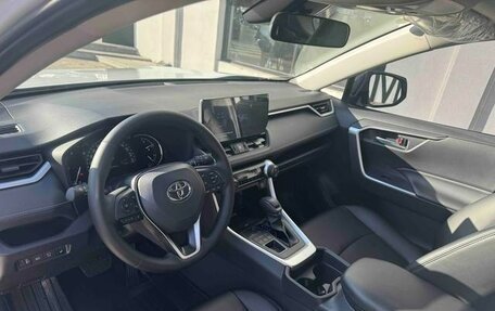 Toyota RAV4, 2024 год, 3 550 002 рублей, 6 фотография