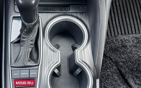 Toyota Camry, 2023 год, 3 550 000 рублей, 11 фотография