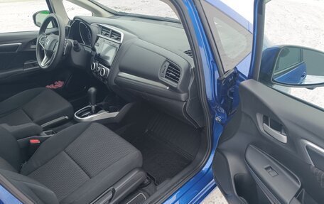 Honda Fit, 2020 год, 1 680 000 рублей, 30 фотография
