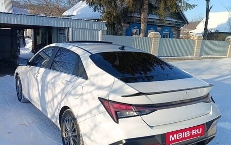 Hyundai Elantra, 2024 год, 2 300 000 рублей, 2 фотография