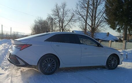 Hyundai Elantra, 2024 год, 2 300 000 рублей, 6 фотография