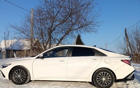 Hyundai Elantra, 2024 год, 2 300 000 рублей, 7 фотография