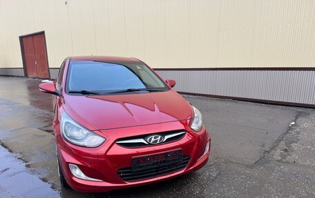 Hyundai Solaris II рестайлинг, 2012 год, 585 000 рублей, 1 фотография