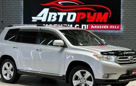 Toyota Highlander III, 2012 год, 2 357 000 рублей, 1 фотография