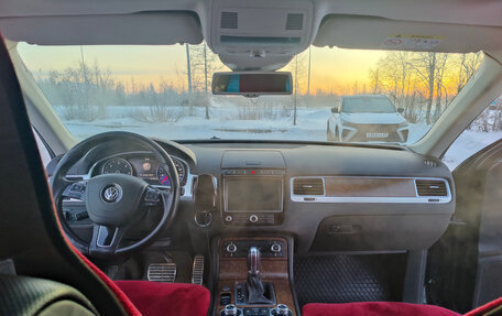 Volkswagen Touareg III, 2015 год, 3 650 000 рублей, 17 фотография