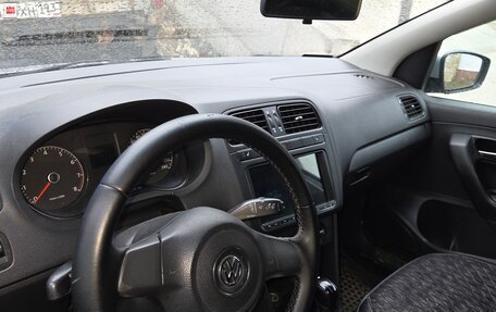 Volkswagen Polo VI (EU Market), 2011 год, 550 000 рублей, 5 фотография