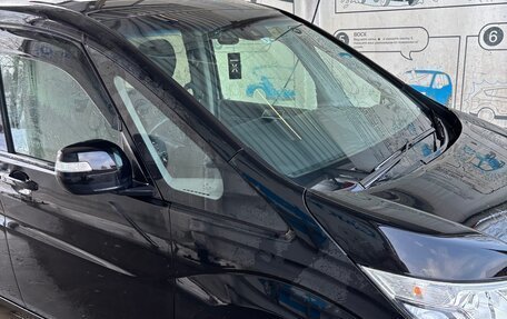 Honda Stepwgn IV, 2021 год, 2 900 000 рублей, 5 фотография