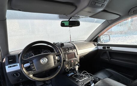Volkswagen Touareg III, 2005 год, 1 500 000 рублей, 11 фотография