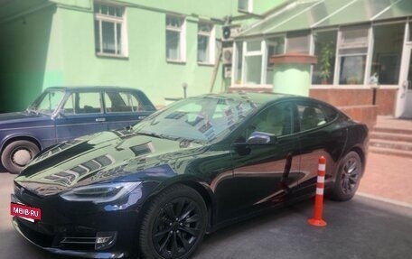 Tesla Model S I, 2018 год, 3 000 000 рублей, 4 фотография