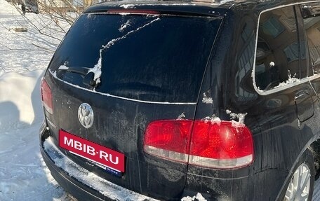 Volkswagen Touareg III, 2005 год, 1 500 000 рублей, 4 фотография