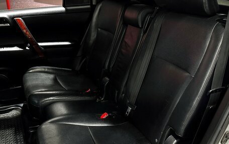 Toyota Highlander III, 2012 год, 2 357 000 рублей, 10 фотография