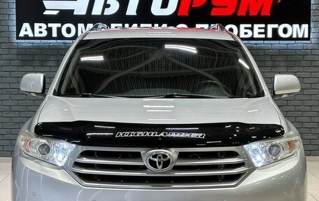 Toyota Highlander III, 2012 год, 2 357 000 рублей, 3 фотография